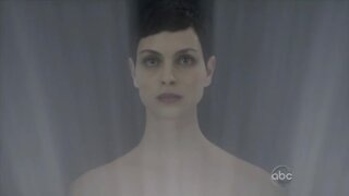 Morena Baccarin Bare Skin on V s1 ep04
