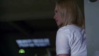Hayden Panettiere downblouse and in mini short on Heroes s04e10